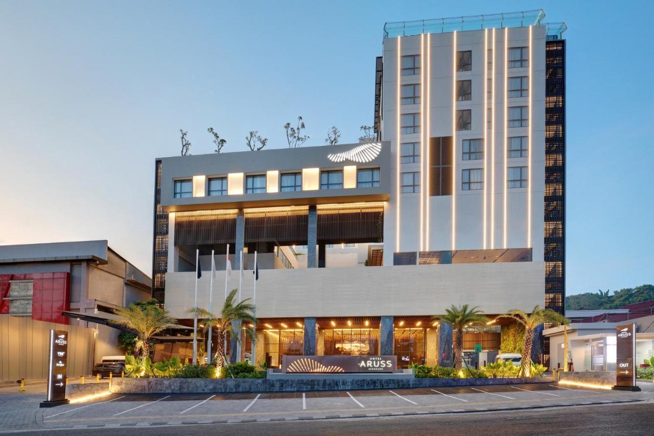Hotel Aruss Семаранг Экстерьер фото